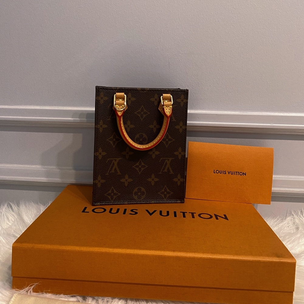 🆕 Authentic Louis Vuitton PETIT SAC PLAT - Picture 3 of 13